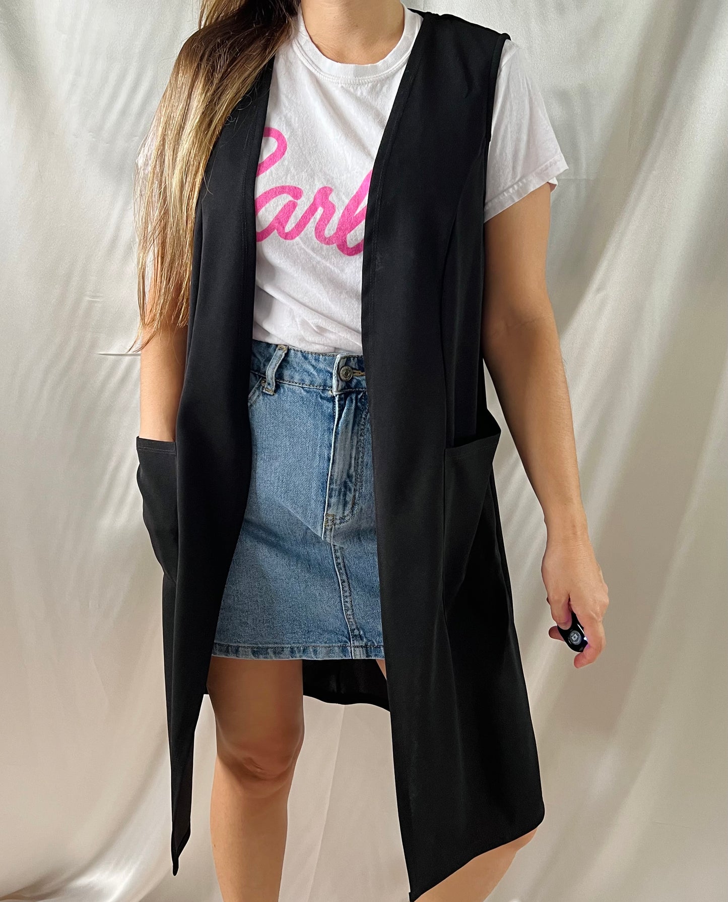 THRIFT - LONG BLACK VEST