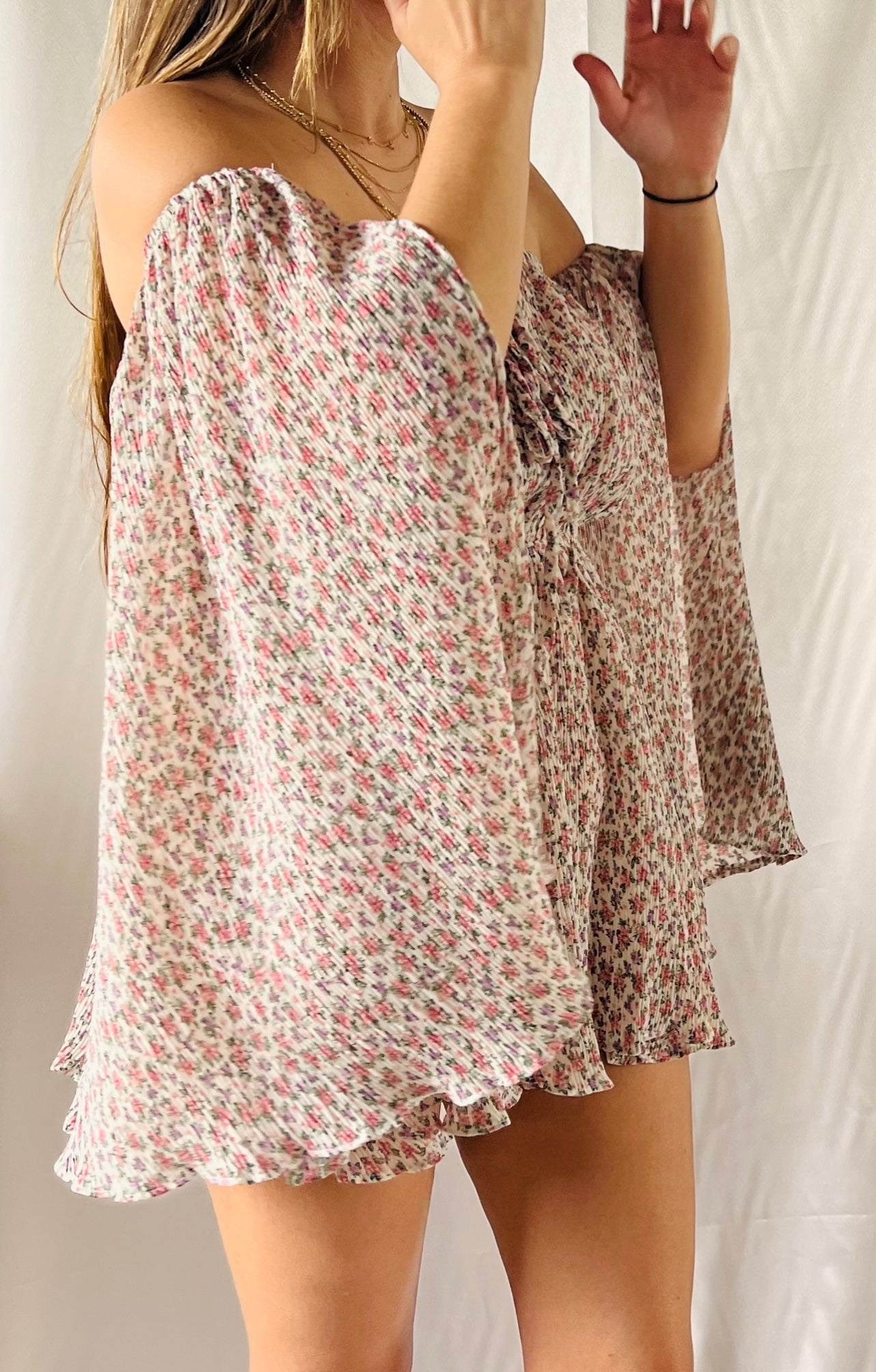 WHITE FLORAL MINI ROMPER