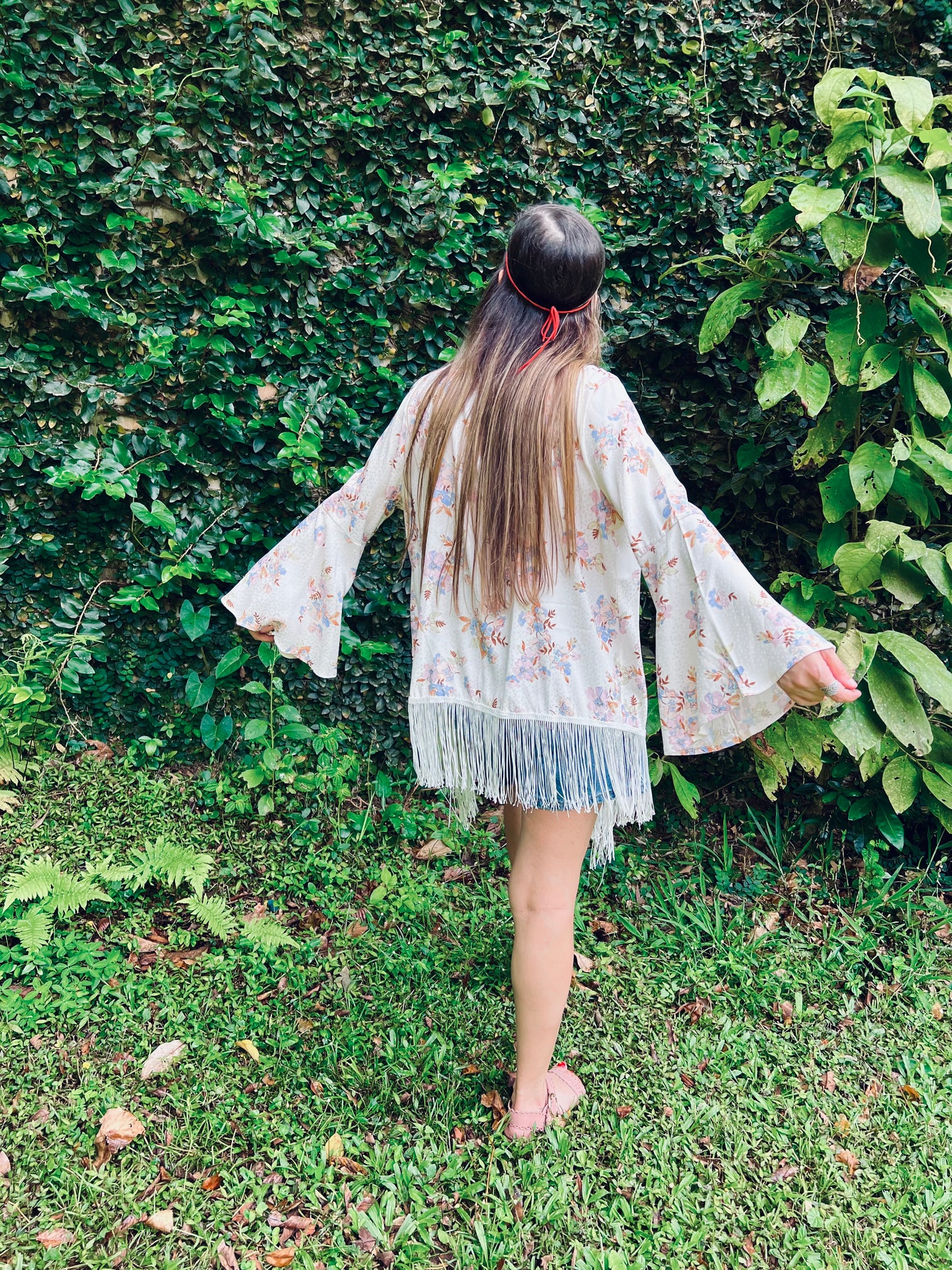 FLORAL DREAM FRINGE KIMONO