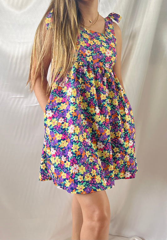 LIVELY FLORAL DRESS