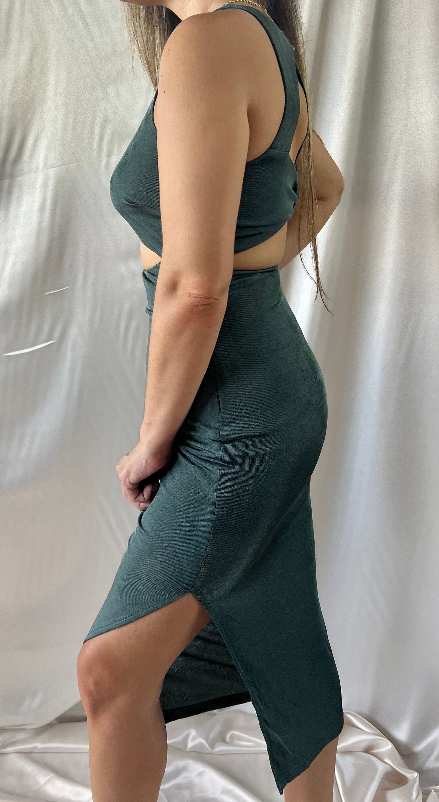 OLIVIA MIDI DRESS