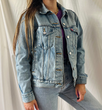 THRIFT - NEVER DYING DENIM JACKET