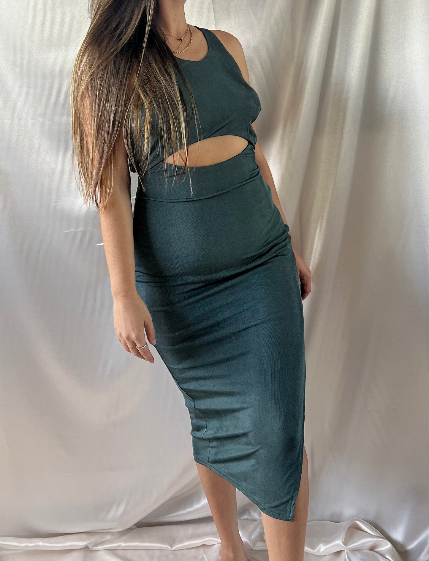 OLIVIA MIDI DRESS