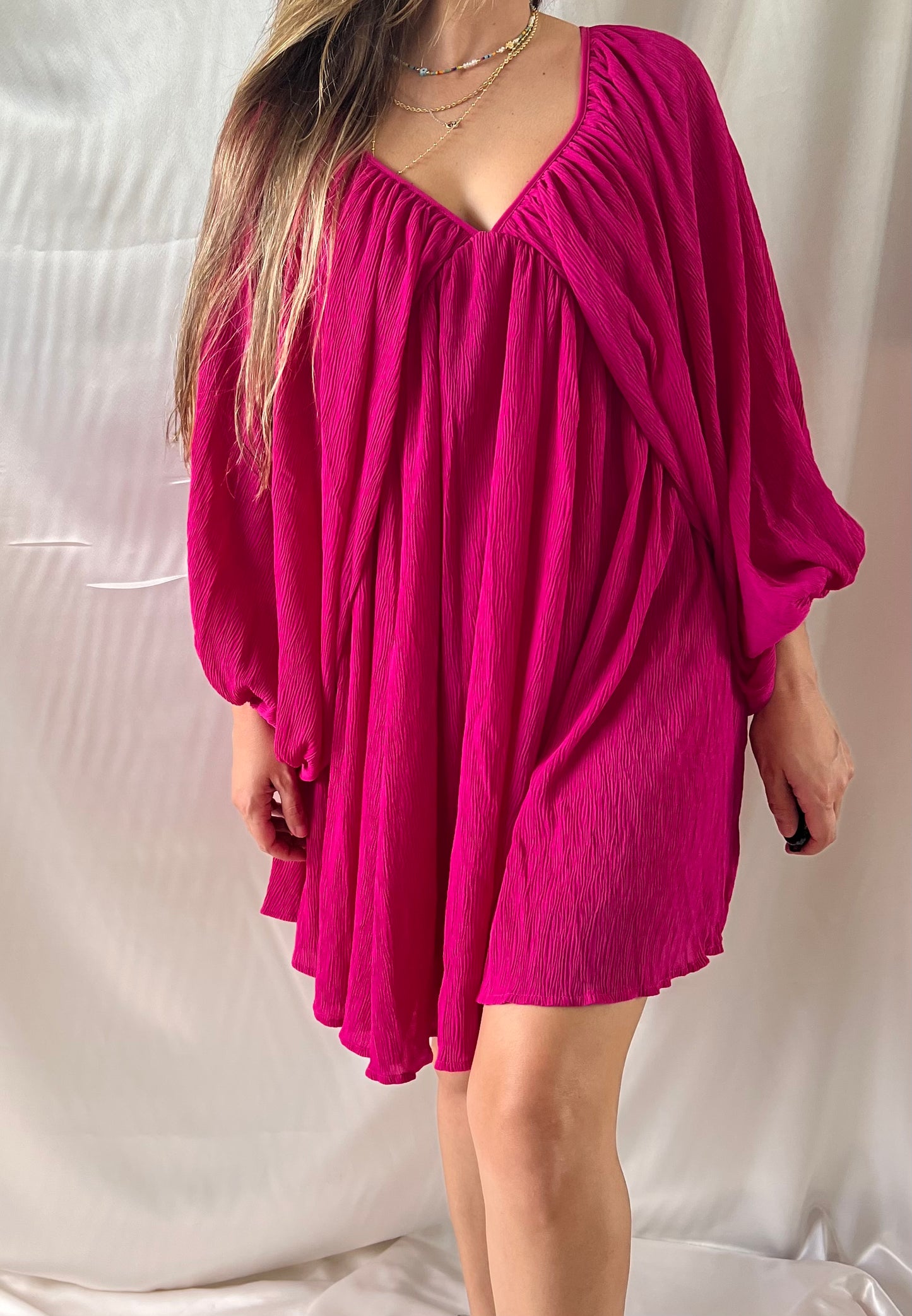 MAGENTA WIDE-SLEEVES DRESS