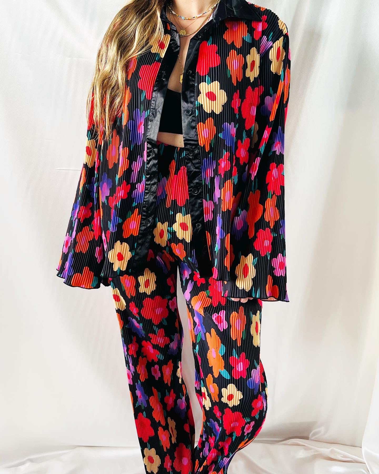 THRIFT - GROOVY FLORAL SET